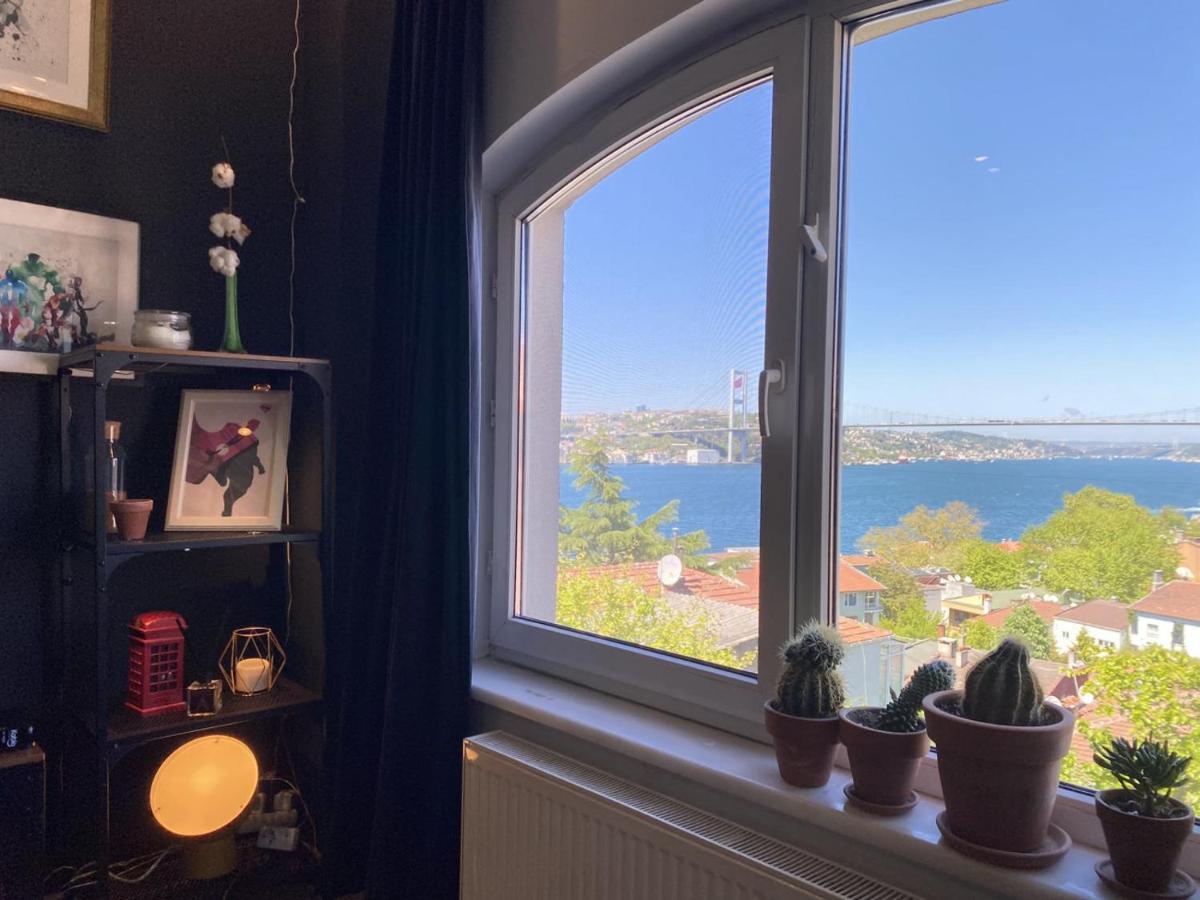 Delightful With Backyard And Bosphorus View In Uskudar Appartement